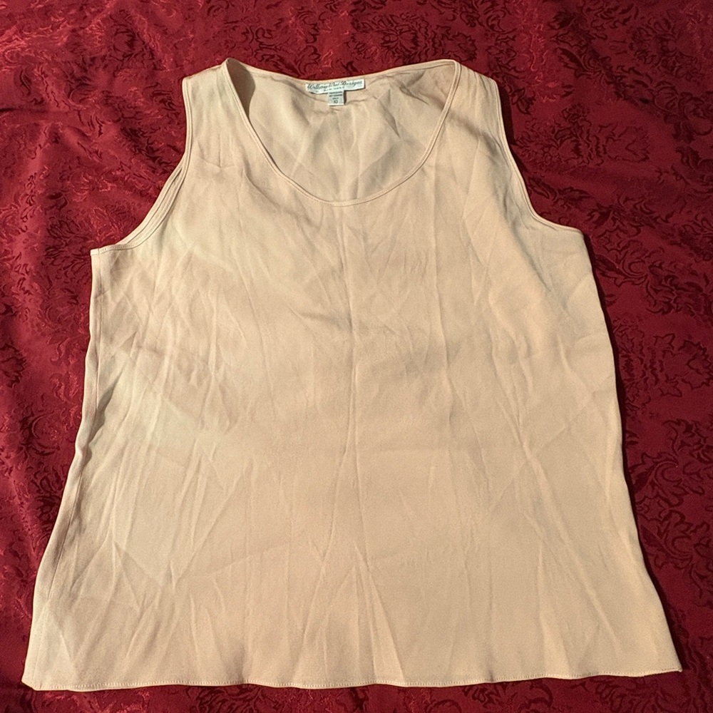 Cream Sleeveless V-Neck Tank Top